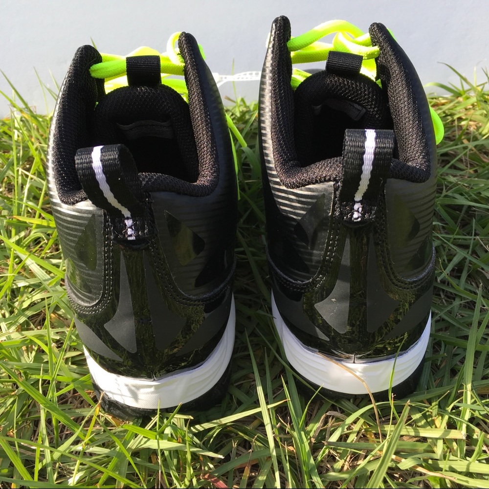 Under Armour Crusher RM Football Cleats - Picture 3 of 5